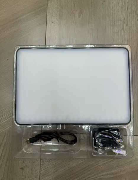 LED Fill Light PB-240 – Éclairage Professionnel Haute Performance